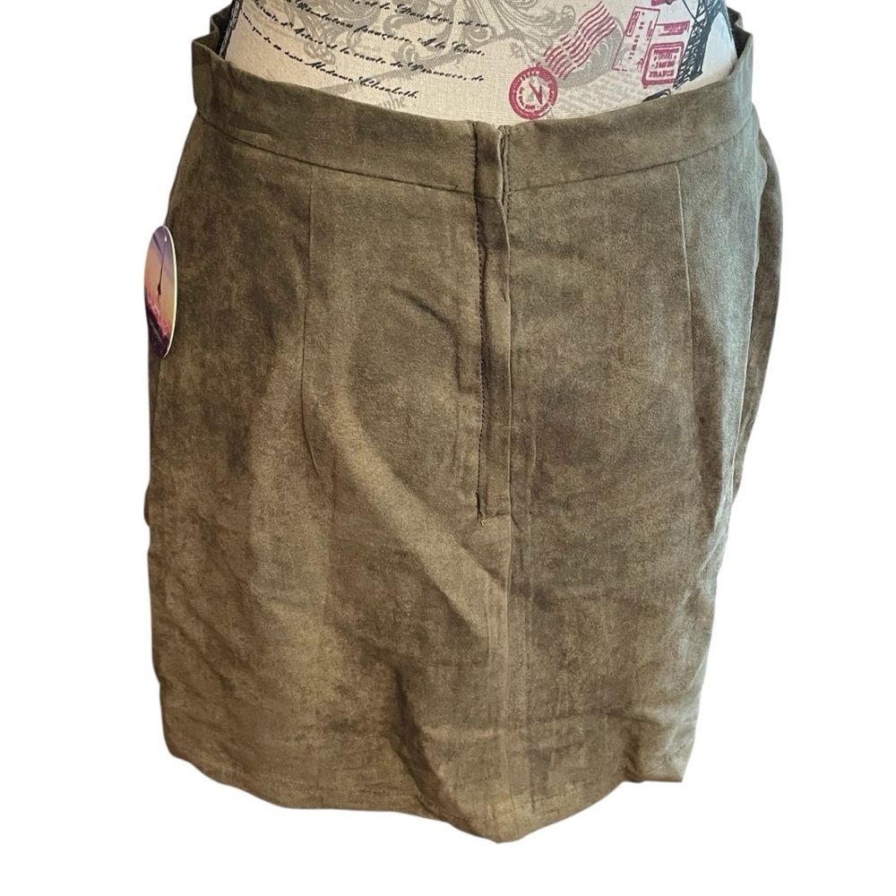 Love By Design Olive Skirt - Picture 3 of 4